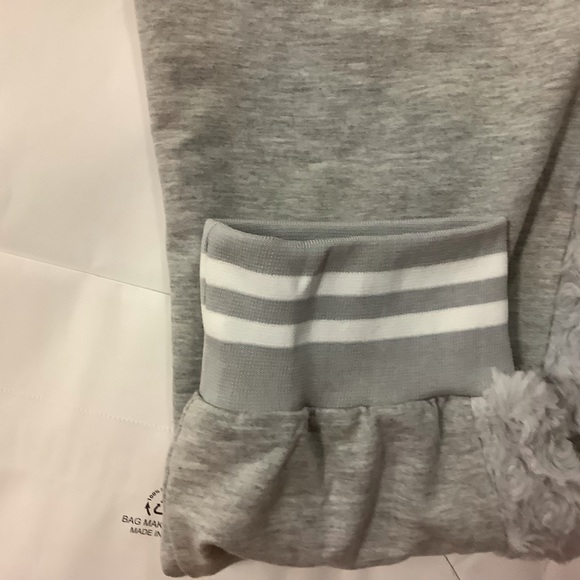 2 Piece Plus Faux Fur Jogger Set. Actual Product Pics in Post! - Picture 12 of 12